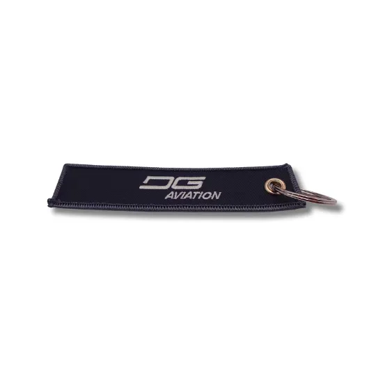 dg-merchandise-remove-before-flight-schl-sselanh-nger-rot image 1